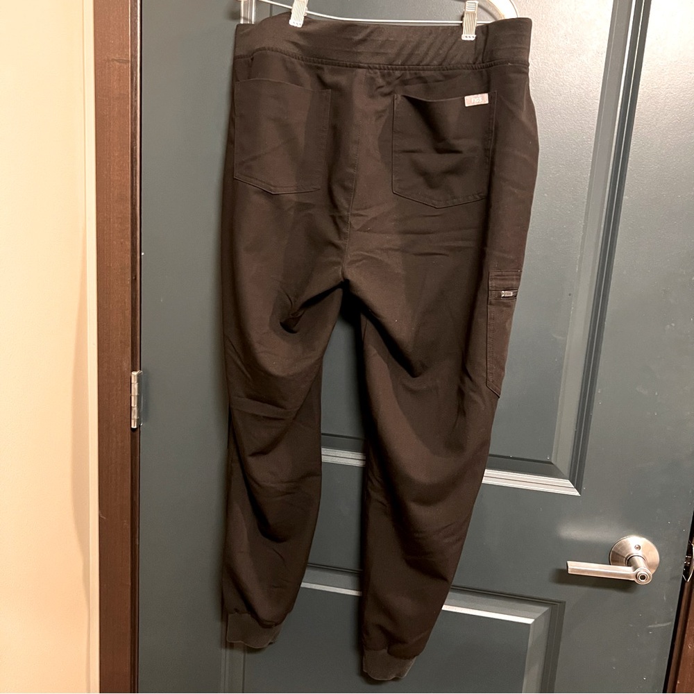 Figs Technical Collection Scrub Set - image 5